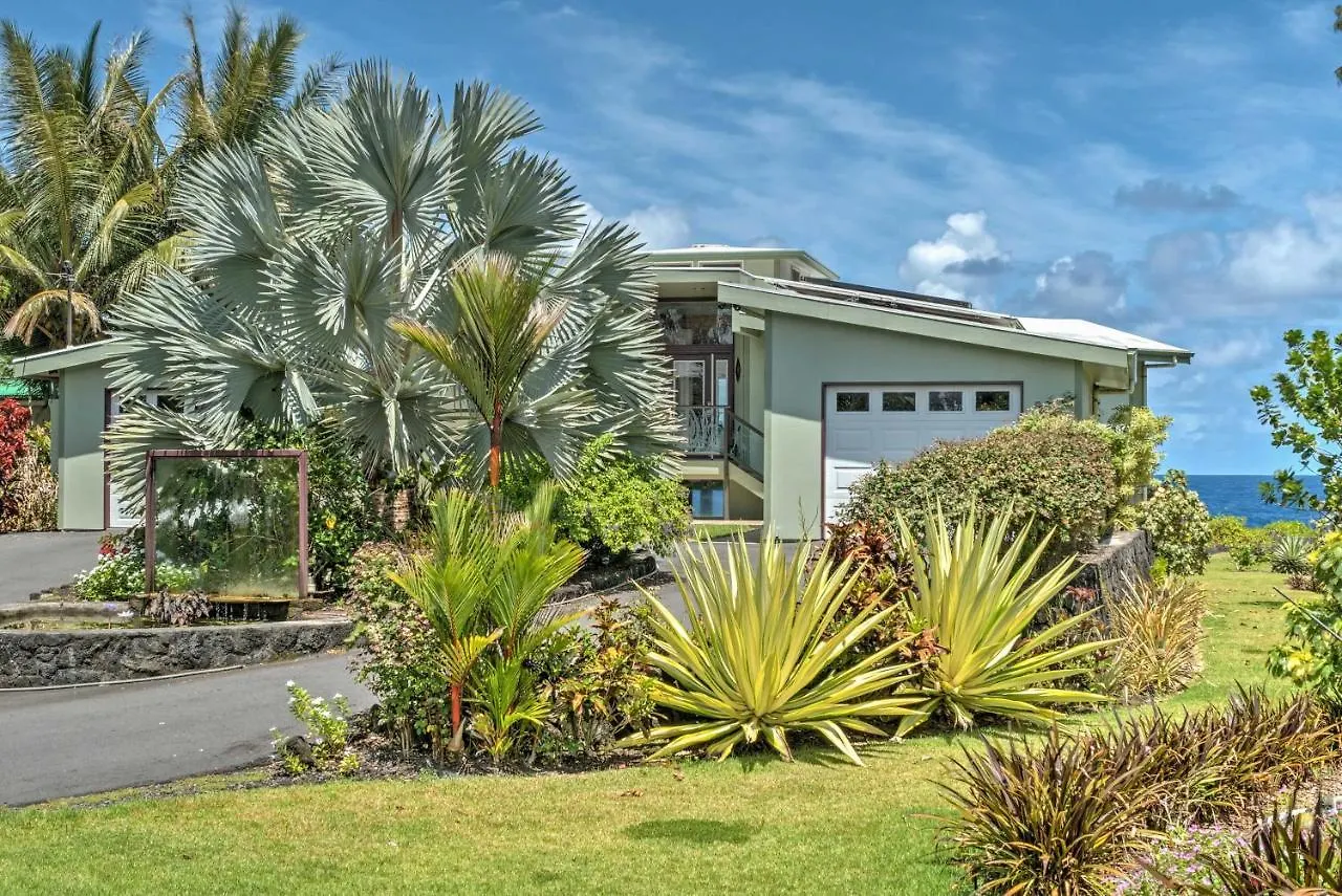 Direct Oceanfront, Big Island Home Keaau