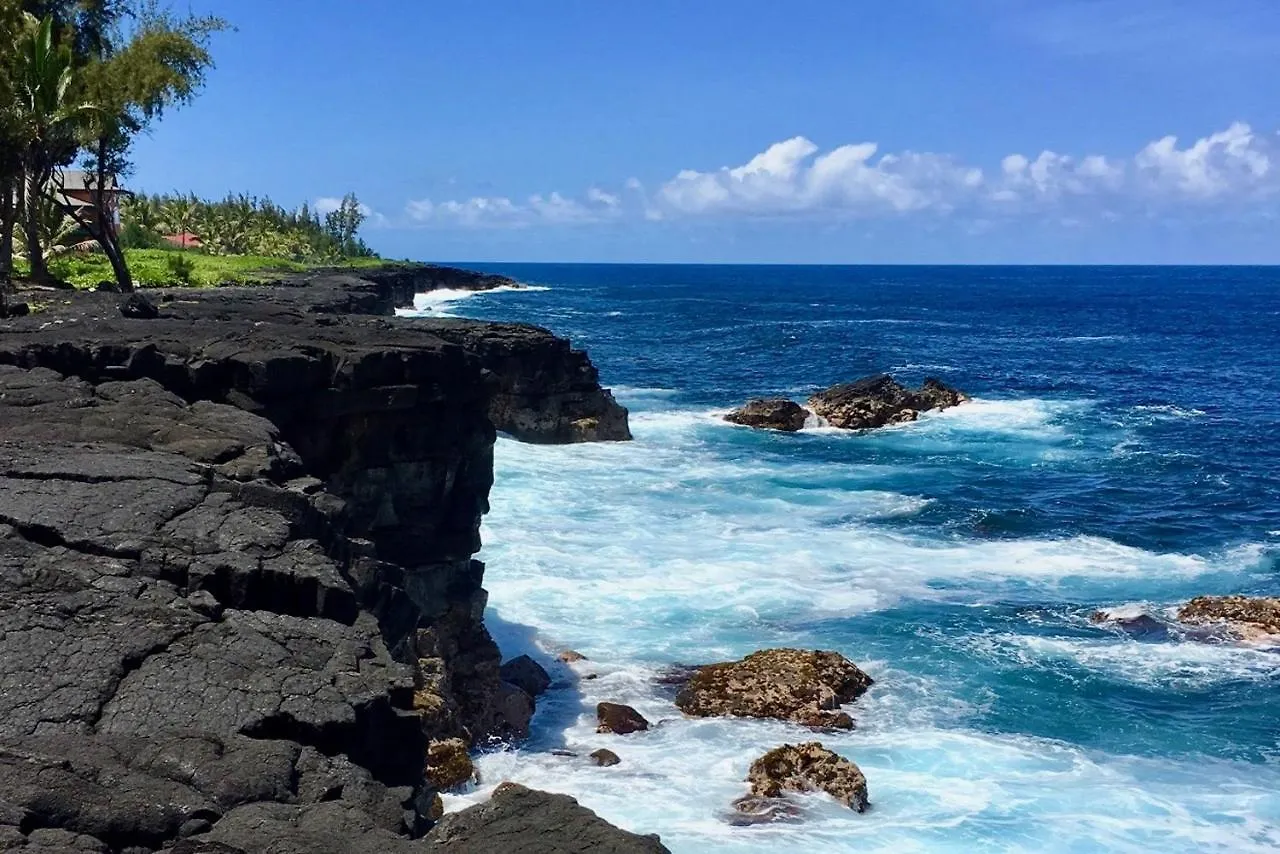 Holiday home Direct Oceanfront, Big Island Home Keaau
