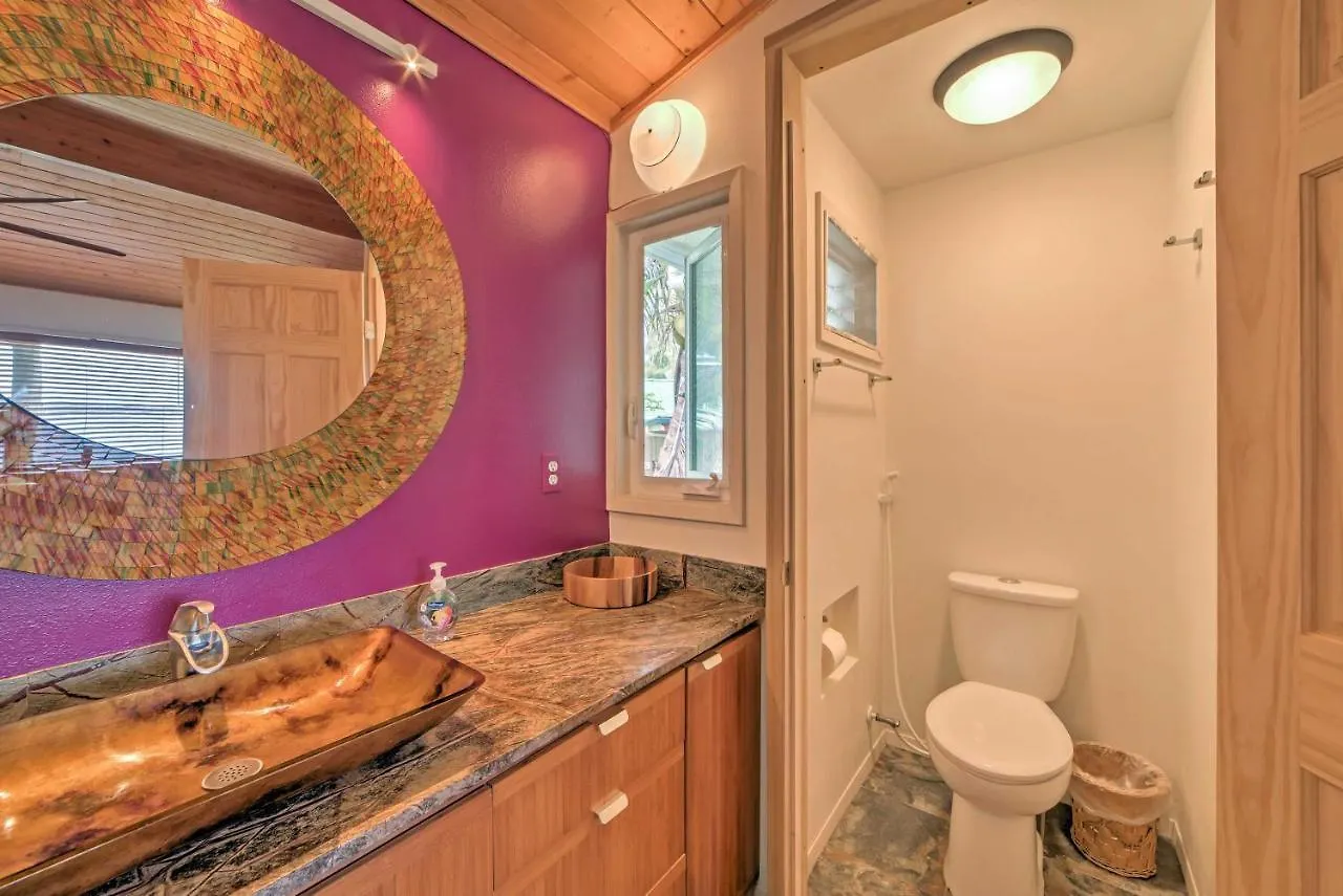 Holiday home Direct Oceanfront, Big Island Home Keaau